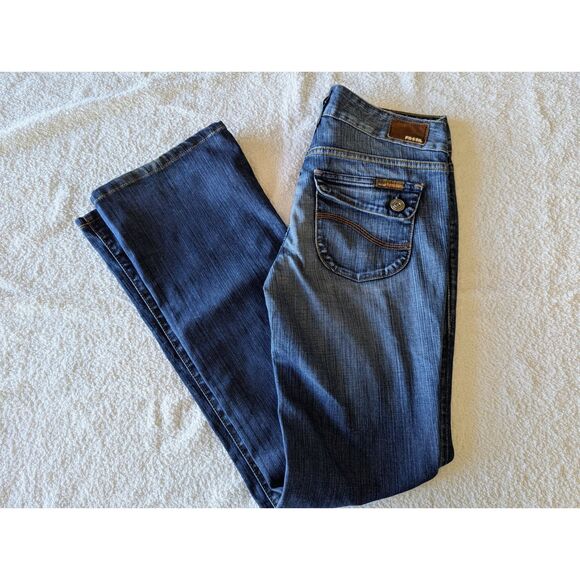 Genuine Fossil Denim Boot Cut, Distressed,Low Rise Jeans  Sz 28 - Picture 5 of 9